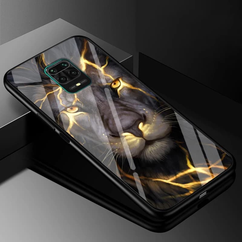 Capa Xiaomi Redmi Note 9 Pro vidro temperado transparente com estampa de leão dourado e preto
