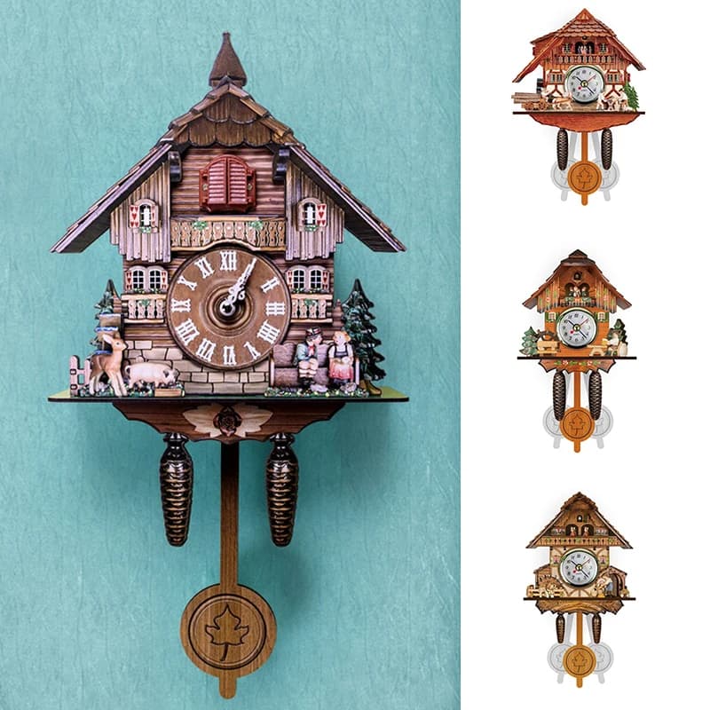 Relógio de parede decorativo vintage cuco em madeira marrom escuro com detalhes artesanais e figuras rústicas