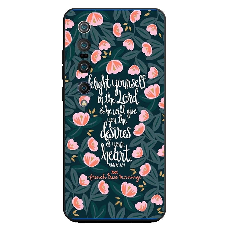 Capa para Xiaomi Mi A3 com design floral verde e rosa e versículo bíblico inspirador em fundo escuro