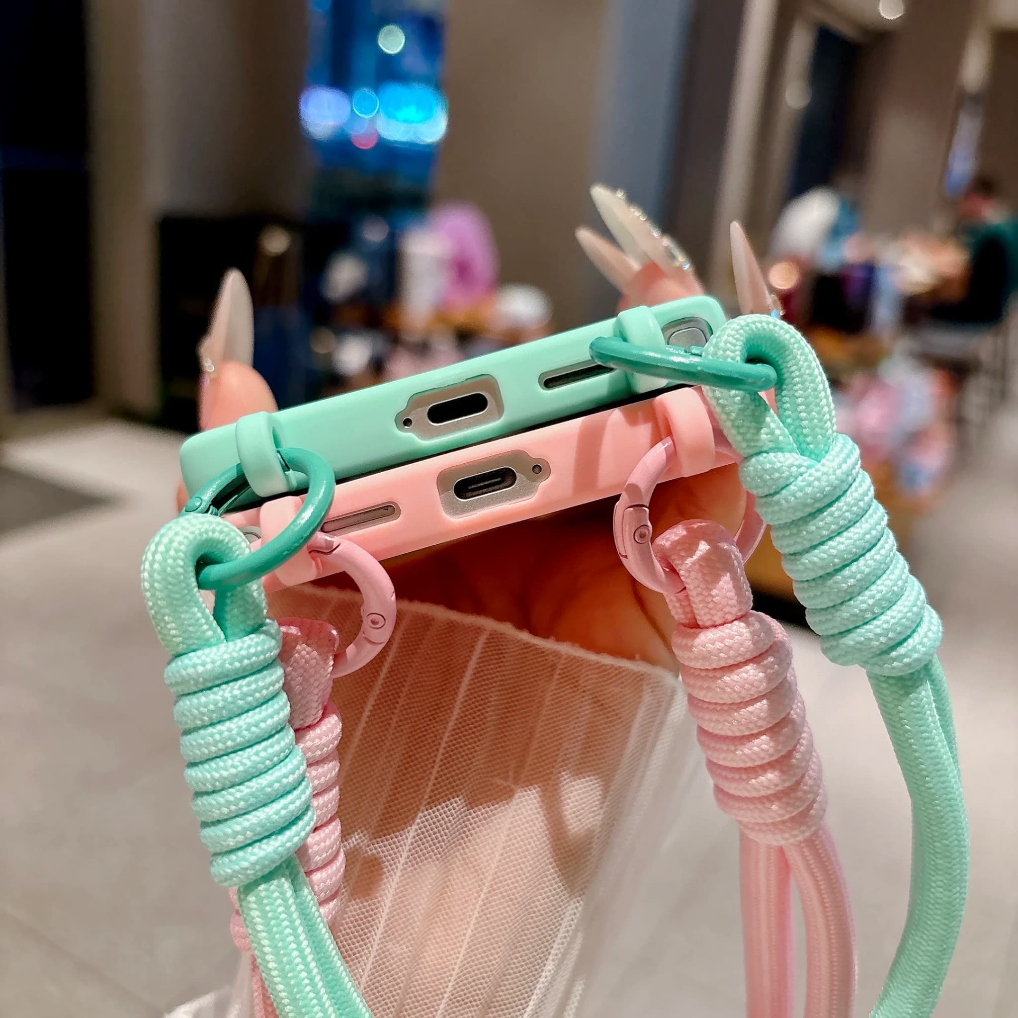 Capa de Telefone Colorida com Pulseira de Silicone para Samsung Galaxy A17 A16 A15 A14 A13 A12 A07 A06 A05 A05S 4G 5G à Prova de Choque ﻿