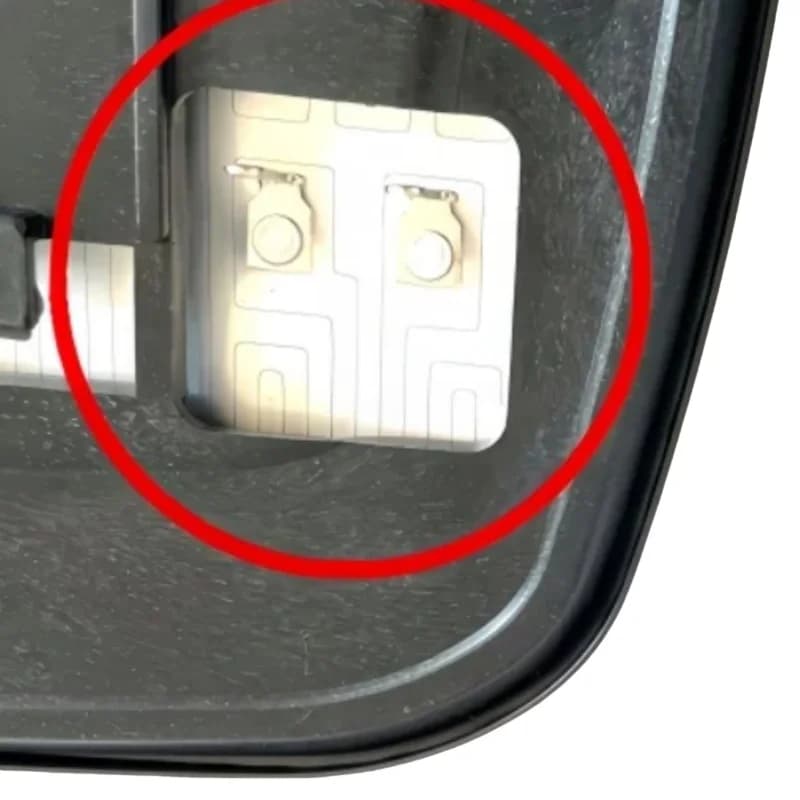 Detalhe do conector de aquecimento dos espelhos retrovisores Toyota Prado 90 95 SE vidro cinza