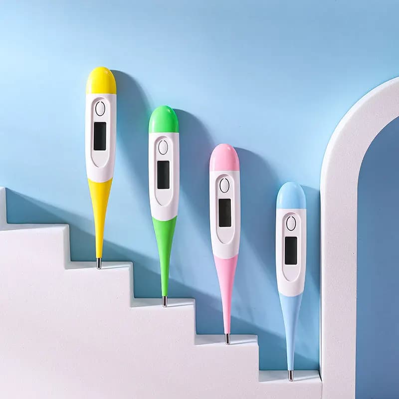 Termômetros digitais infantis coloridos em amarelo, verde, rosa e azul com display eletrônico