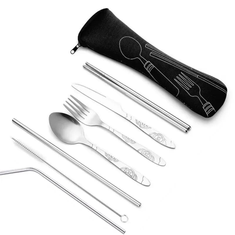 Conjunto de talheres portátil em aço inox com estojo preto, incluindo garfo, faca, colher, hashis e canudos