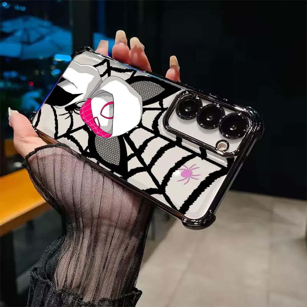 Capa preta transparente com design da personagem Spider-Gwen para Samsung Galaxy S21 Ultra e superiores