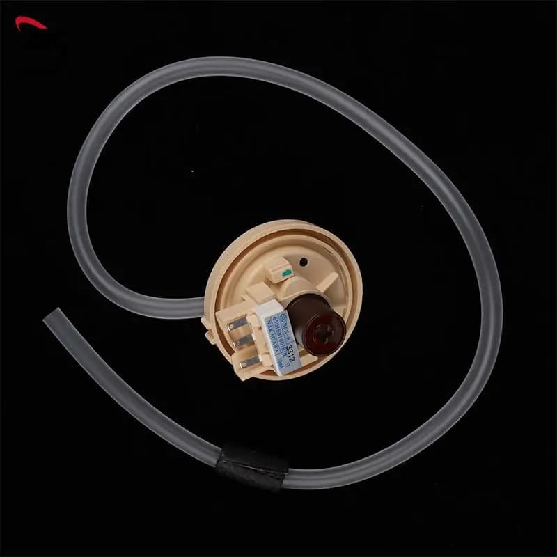 Sensor de nível de água LG BPS-R 6501EA1001R com tubo transparente e conector elétrico branco em fundo preto