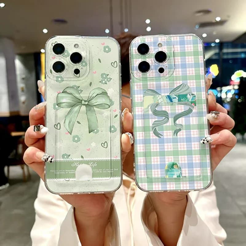 Capa de telefone transparente para iPhone 11 Pro Max com laço verde e padrão quadriculado