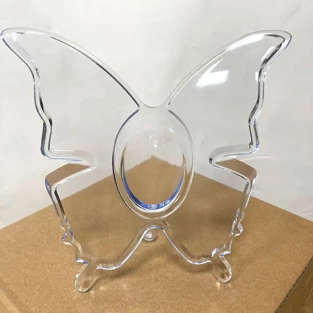 Vaso decorativo acrílico transparente formato borboleta estilo minimalista sem flores