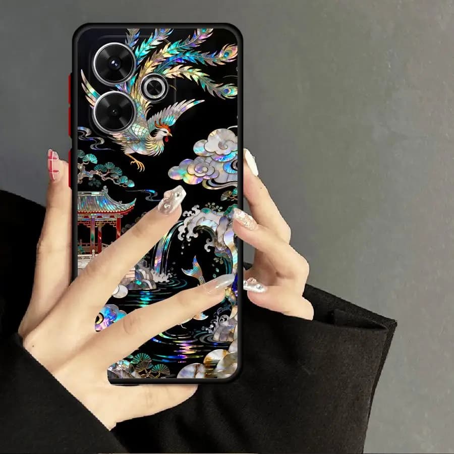Capa preta para Xiaomi Redmi Note com estampa Kirin dragão e elementos orientais em acabamento iridescente