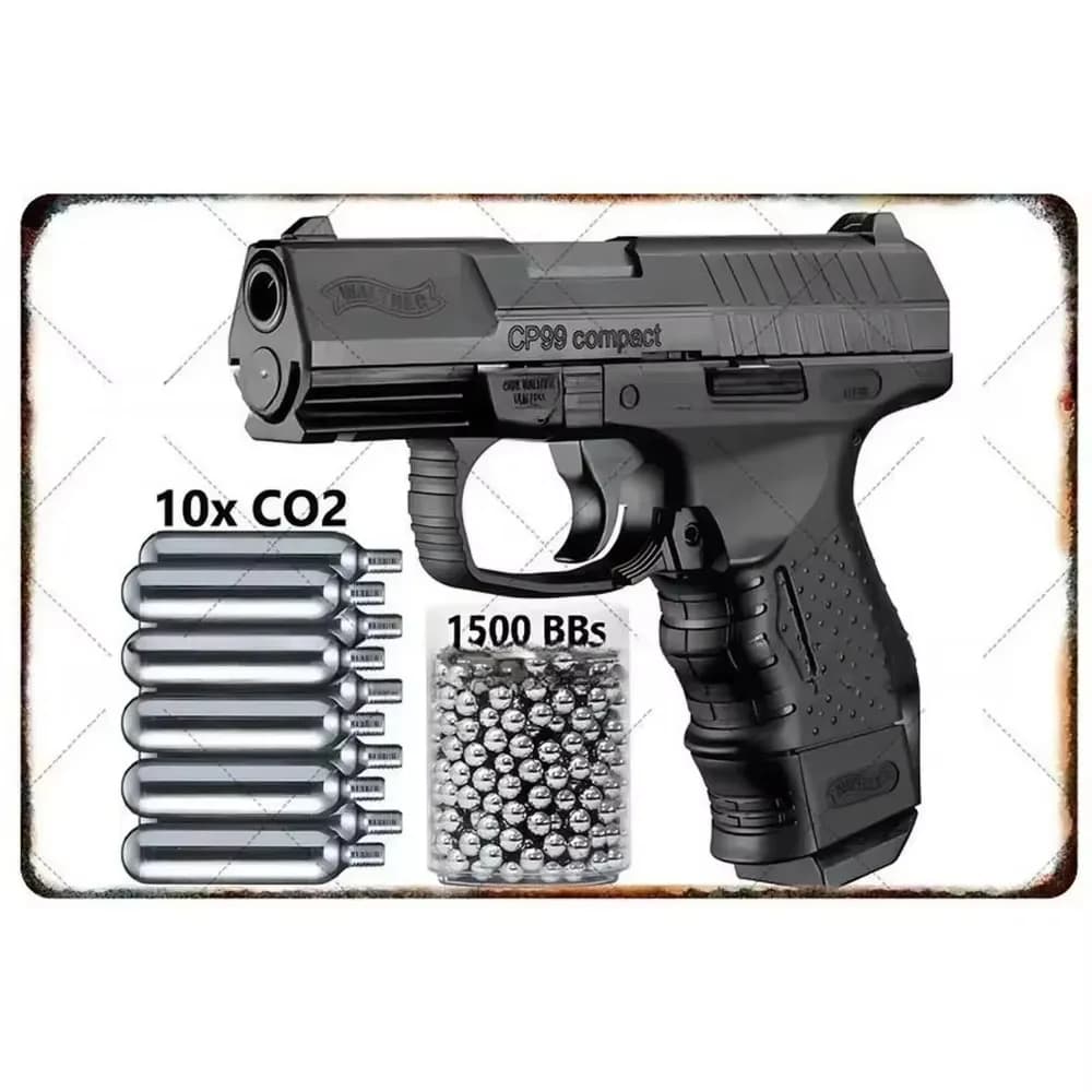 Placa de metal decorativa com pistola de airsoft preta e cilindros de CO2 e BBs ao lado