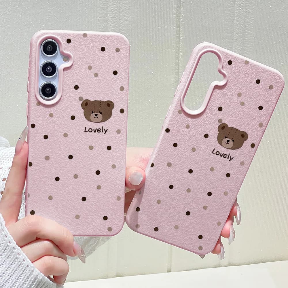 Capa de Celular Fofa de Urso em Desenho Animado para Samsung Galaxy S25 Ultra S24 FE S23 A56 5G A55 A16 A17 A36 A53 A35 A34 A06 A07 A26 A05S