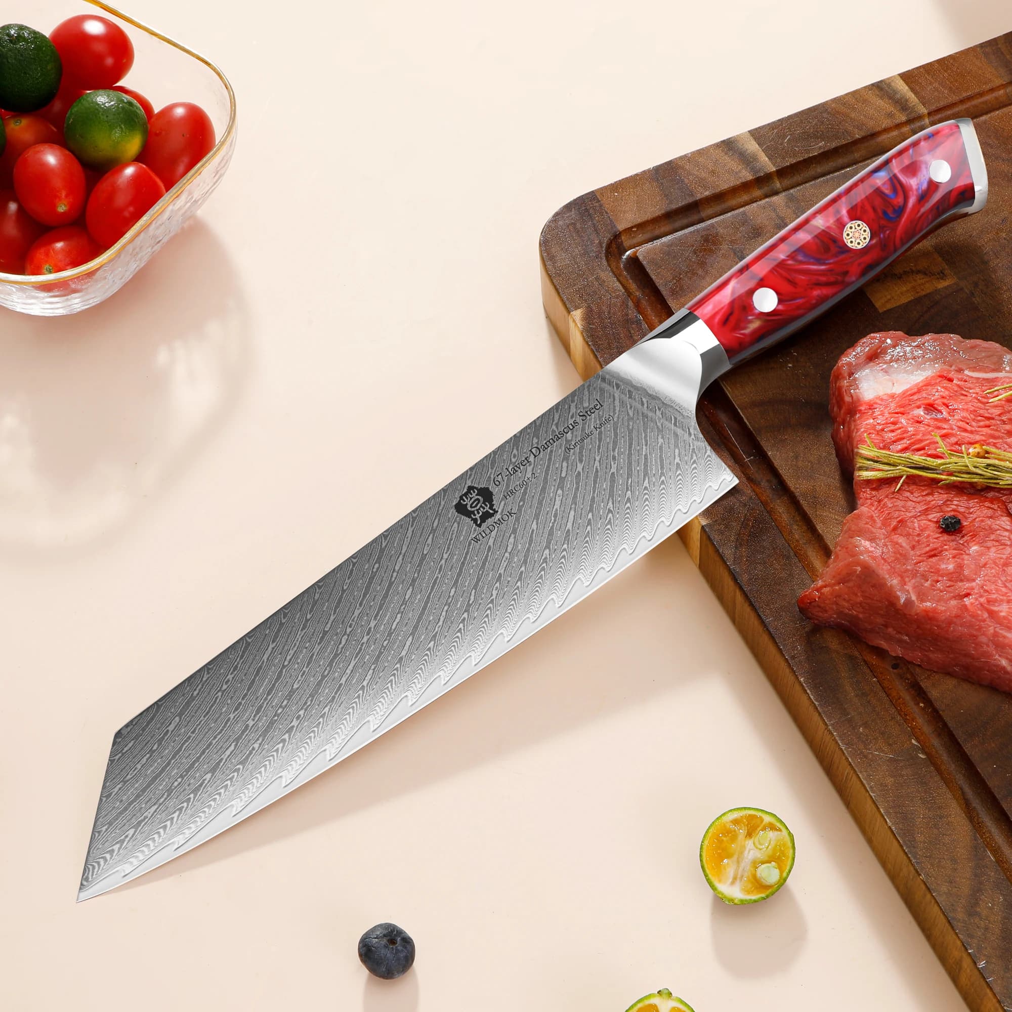 Faca WILDMOK Kiritsuke lâmina Damasco 8,5 polegadas cabo vermelho cortando carne em tábua de madeira