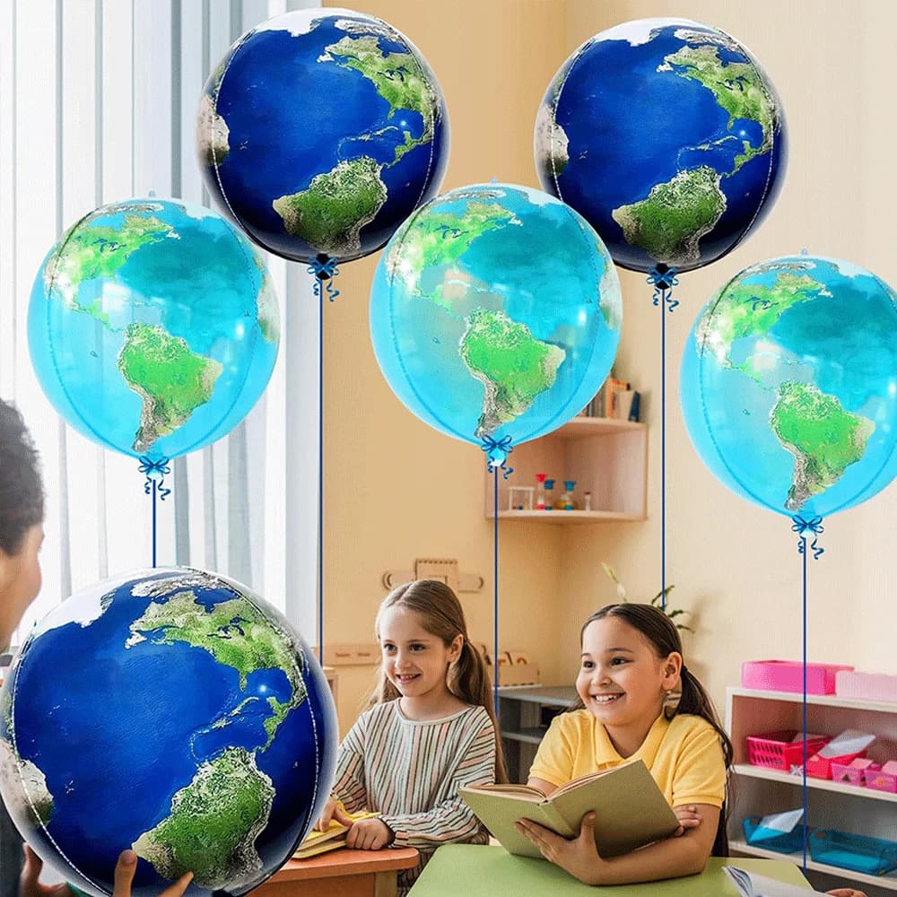 Balões 4D decorativos de globo terrestre azul e galáxia em sala de aula para festa