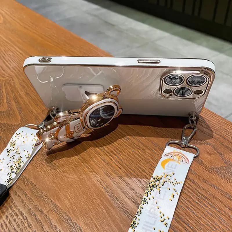 Capa para celular Poco com suporte pingente astronauta dourado e cordão branco com detalhes dourados