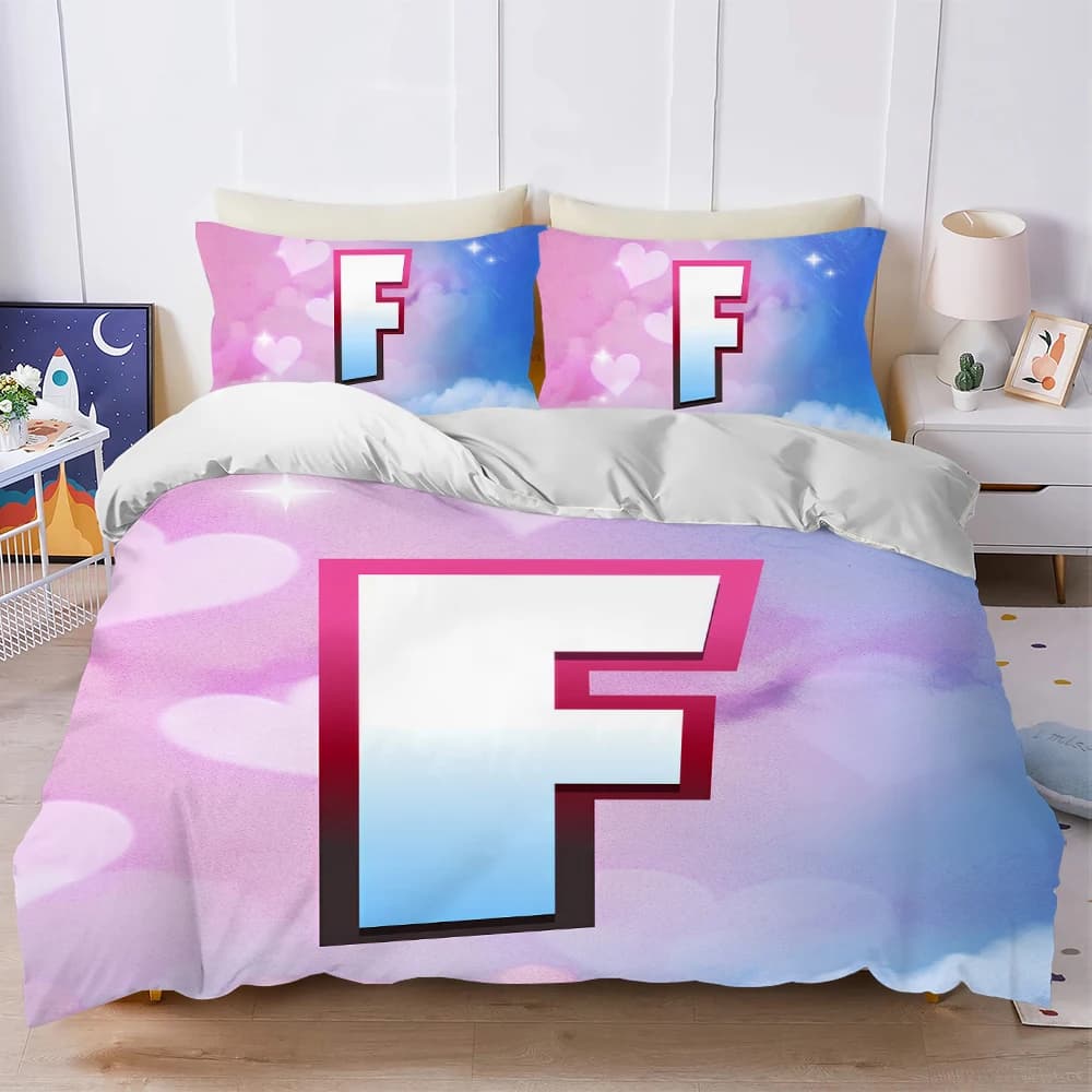 Capa de edredom Fortnite azul e rosa com letra F e corações, conjunto macio 3 peças para cama