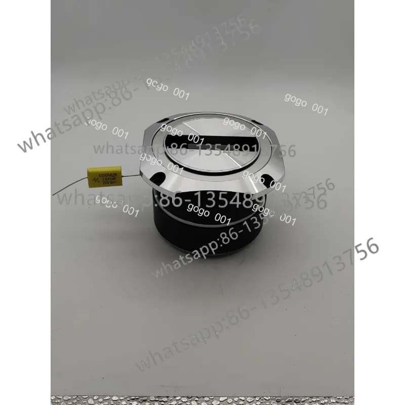Tweeter de alumínio LTW-3807 com acabamento prateado e preto