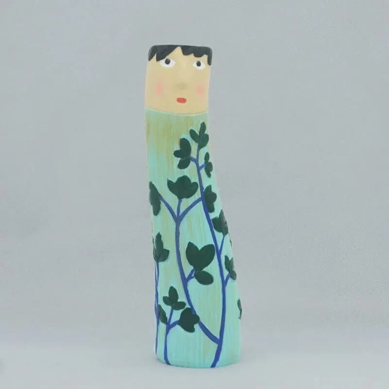 Vaso decorativo Bohemian Família Face artesanal verde claro com pintura de folhas e rosto masculino