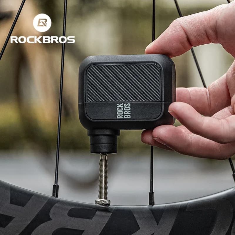 Bomba de ar elétrica portátil Rockbros preta
