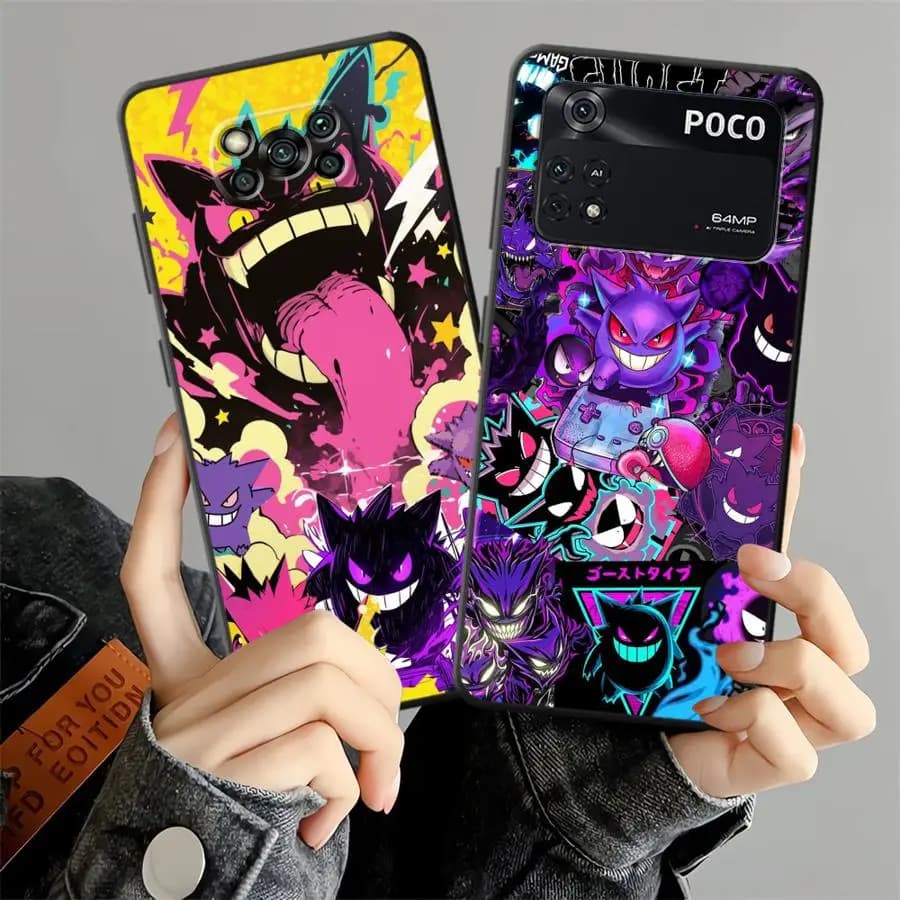 Capa de telefone Xiaomi com design de Gengar e monstrinhos Pokémon em cores vibrantes