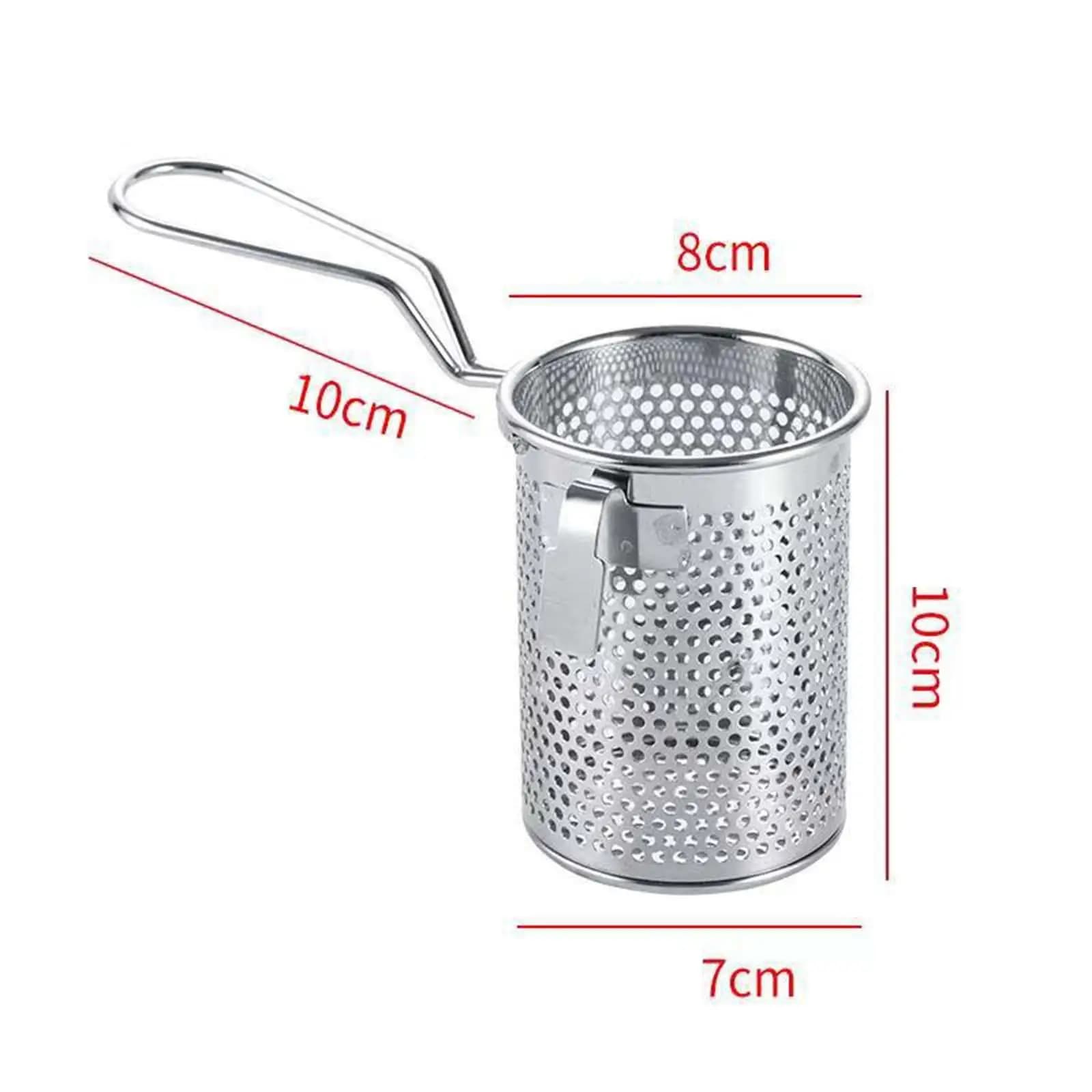 Coador de metal prata com medidas 10cm altura, 8cm alça e 7cm diâmetro, utensílio cozinha