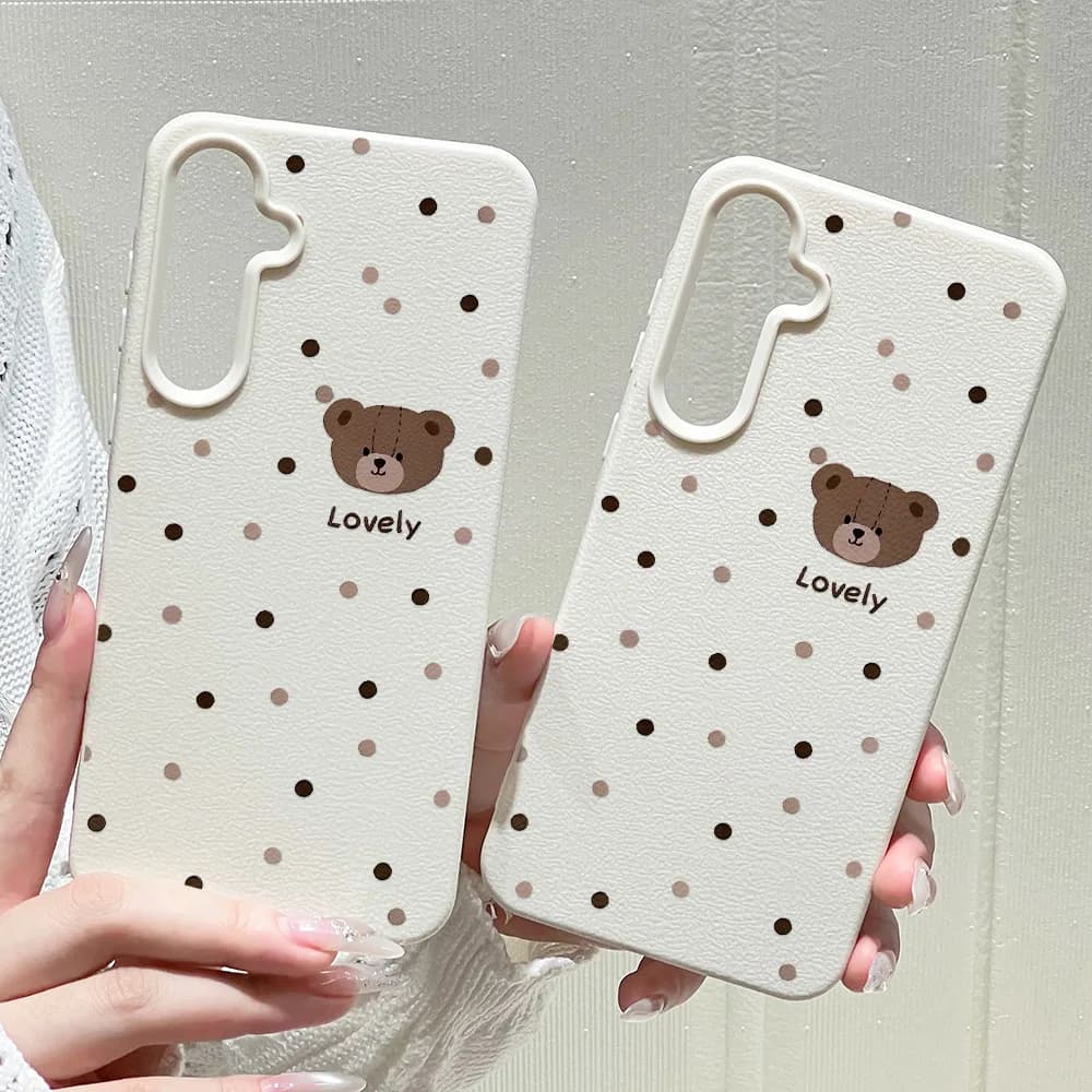 Capa de Celular Fofa de Urso em Desenho Animado para Samsung Galaxy S25 Ultra S24 FE S23 A56 5G A55 A16 A17 A36 A53 A35 A34 A06 A07 A26 A05S