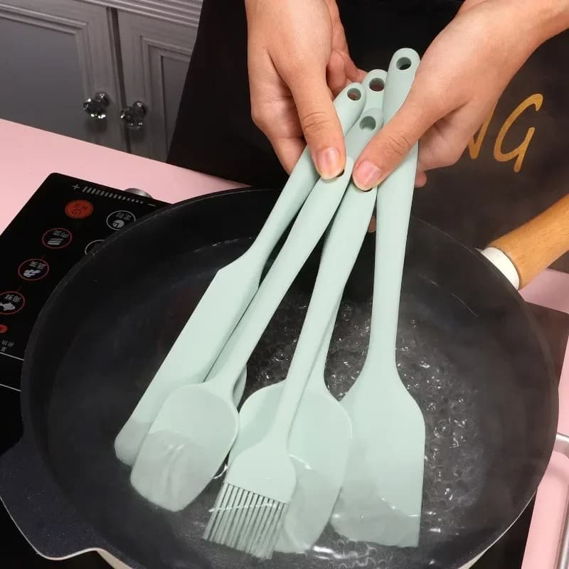 Conjunto de espátulas de silicone antiaderente verde-água para cozinha