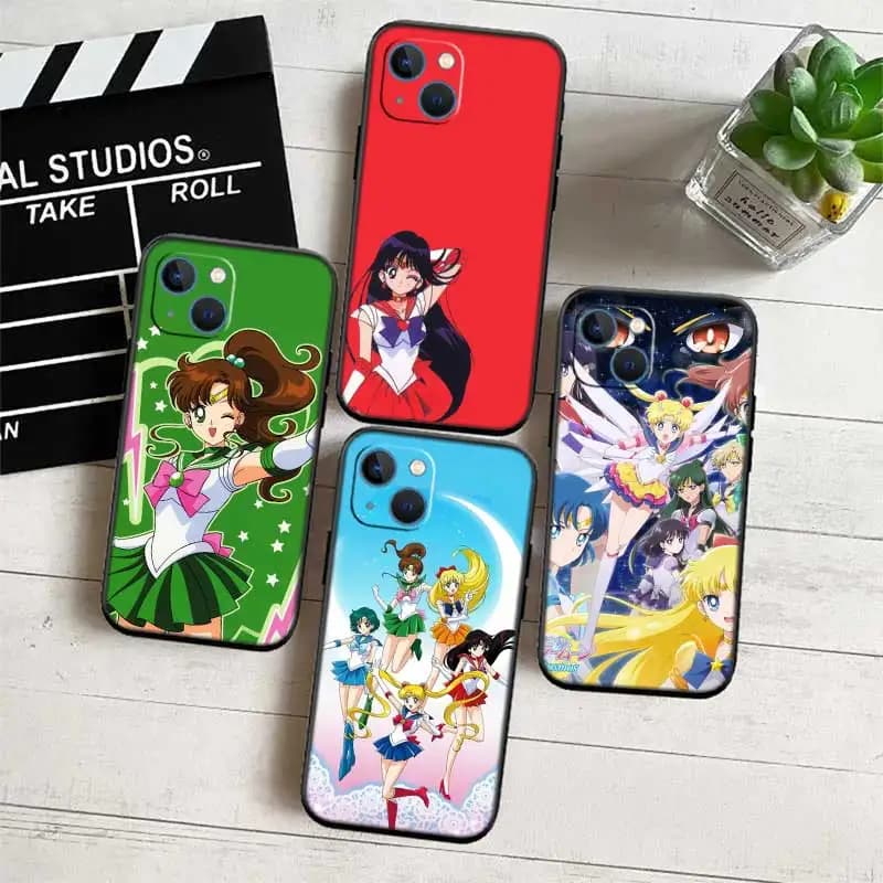 Capas para Xiaomi Poco com personagens Sailor Moon em fundo colorido verde, vermelho, azul e preto com arte anime