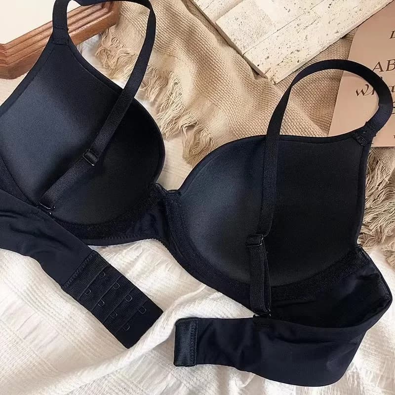 Sutiã preto MOONBIFFY sem costura com suporte invisível e fechamento ajustável, estilo bralette
