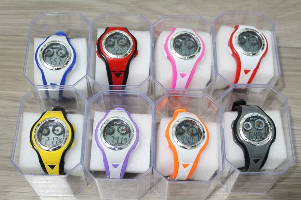 Kit 15 Relogios digital cronometro alarme pulseira em silicone atacad RF01
