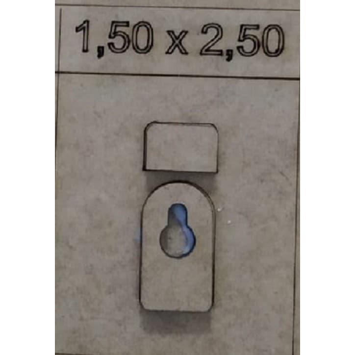 Gancho de madeira MDF para quadros e molduras com dimensão de 1,50 x 2,50