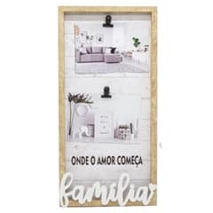 Porta retrato com moldura de plástico para 2 fotos 10x15 com texto 'Onde o amor começa' e 'família'