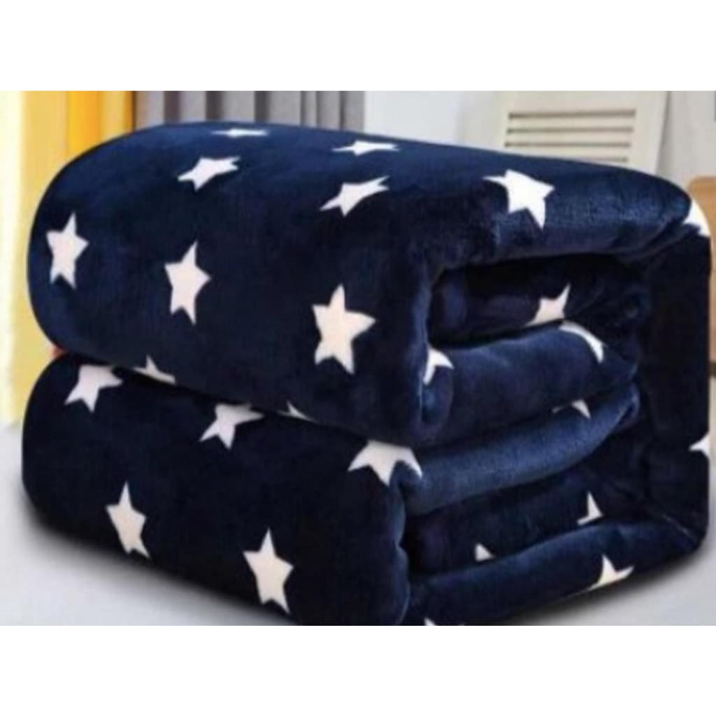 Kit 2 cobertores manta casal soft estampados microfibra com estrelas brancas sobre fundo azul escuro