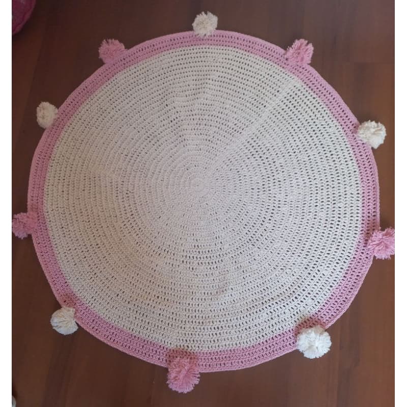 Tapete de croche redondo com pompom -Tapete  para quarto infantil-tapete de quarto -tapete para sala