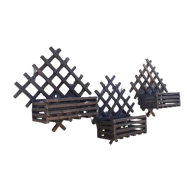 Conjunto de 3 cachopos de madeira com design de treliça