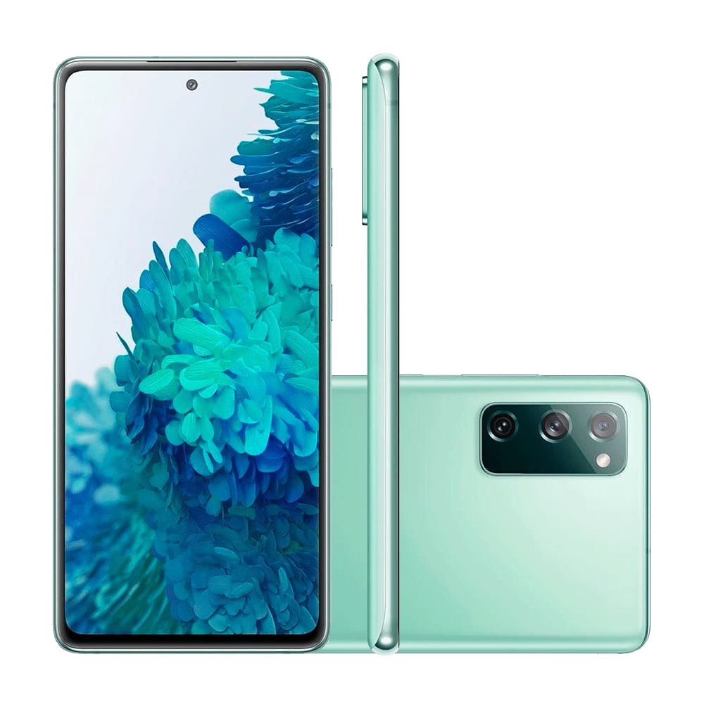 Smartphone Samsung Galaxy S20 FE verde menta com câmera tripla na traseira