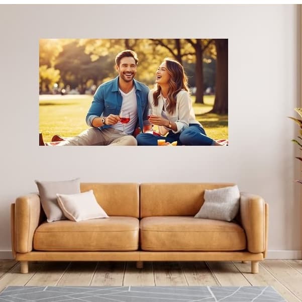 Quadro decorativo grande com foto de casal sorridente em parque