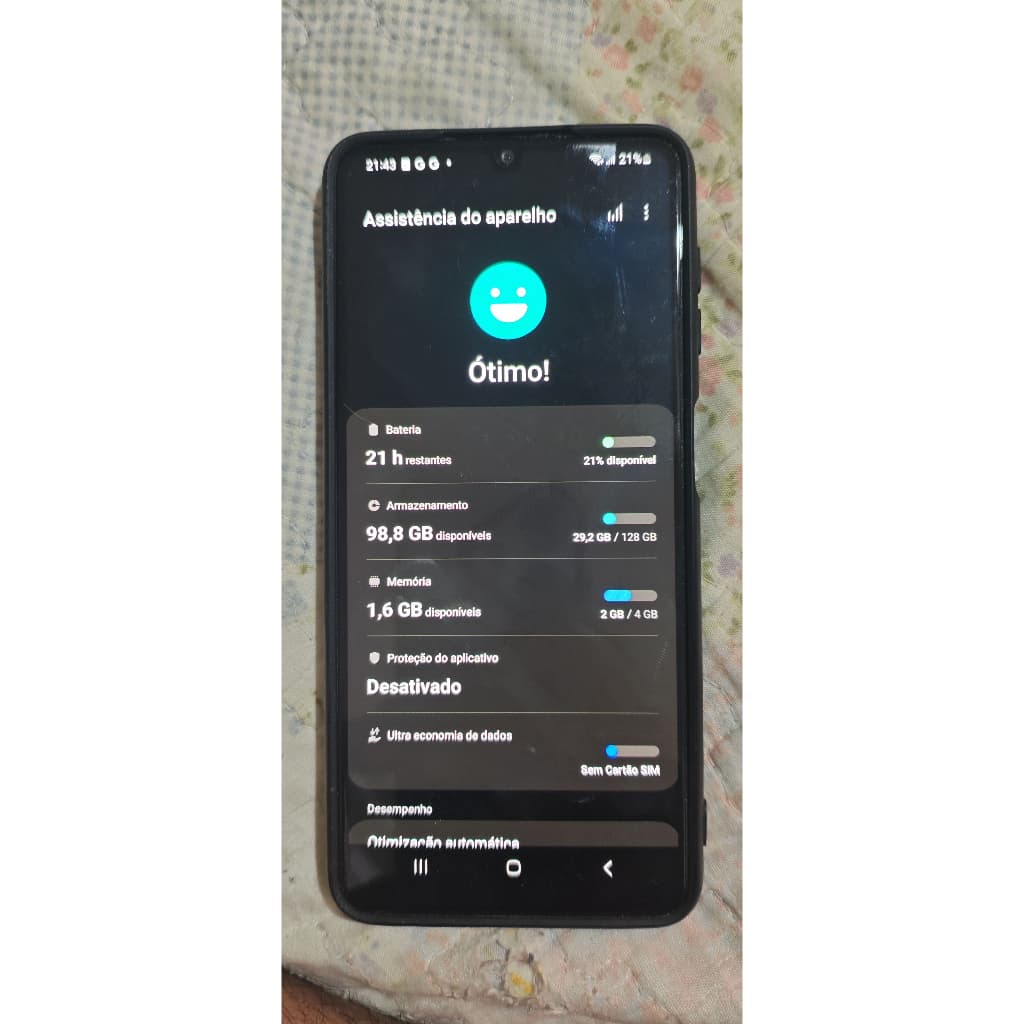 Celular Samsung Galaxy A22 - 4GB / 128GB - Tela com informações de bateria e armazenamento