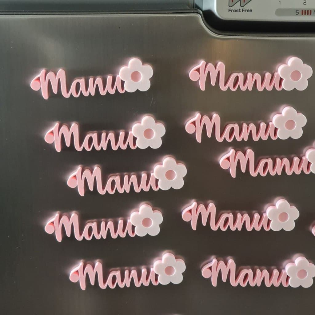 Lembrancinha de Maternidade Chá de Bebê. Imã de Geladeira personalizado 20 unidades