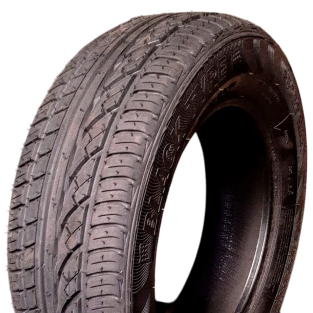 Pneu Remold Black Tyre 235/60 R17 Pirelli P7 Aro 17
