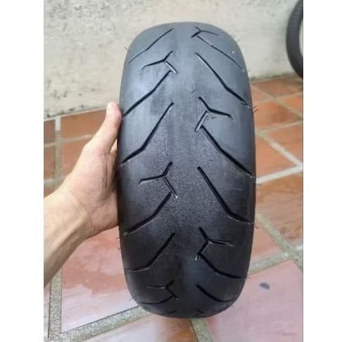 Pneu de moto traseiro 150/60 R17 Pirelli Diablo Rosso Riscado