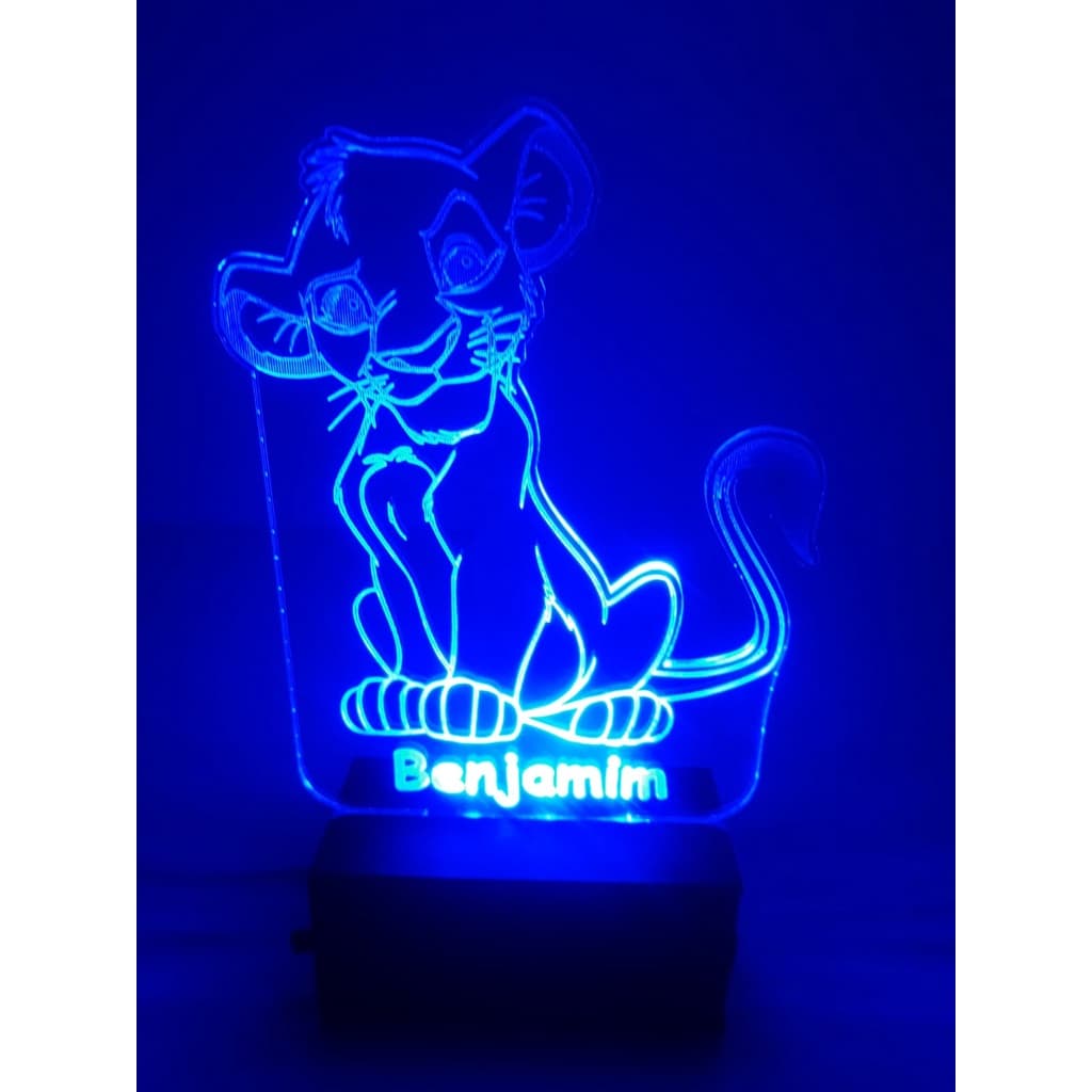 Luminária de mesa - Simba Rei Leão com nome -  RGB 16 cores e controle remoto
