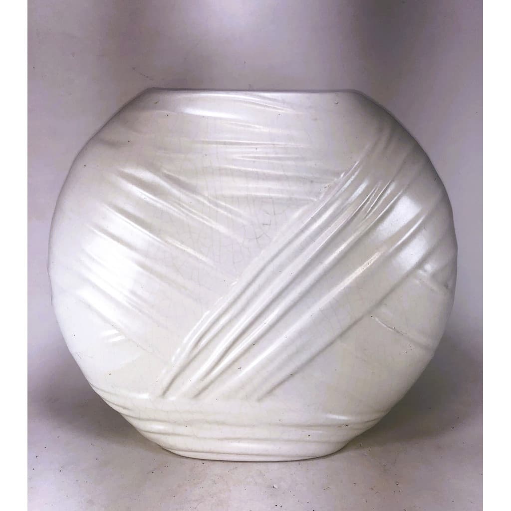 Vaso antigo de porcelana com design de embrulho, branco, anos 70