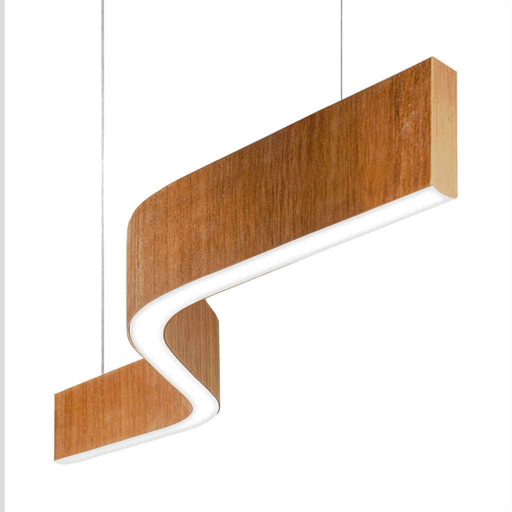 Luminária pendente curva de madeira marrom com luz branca, design elegante