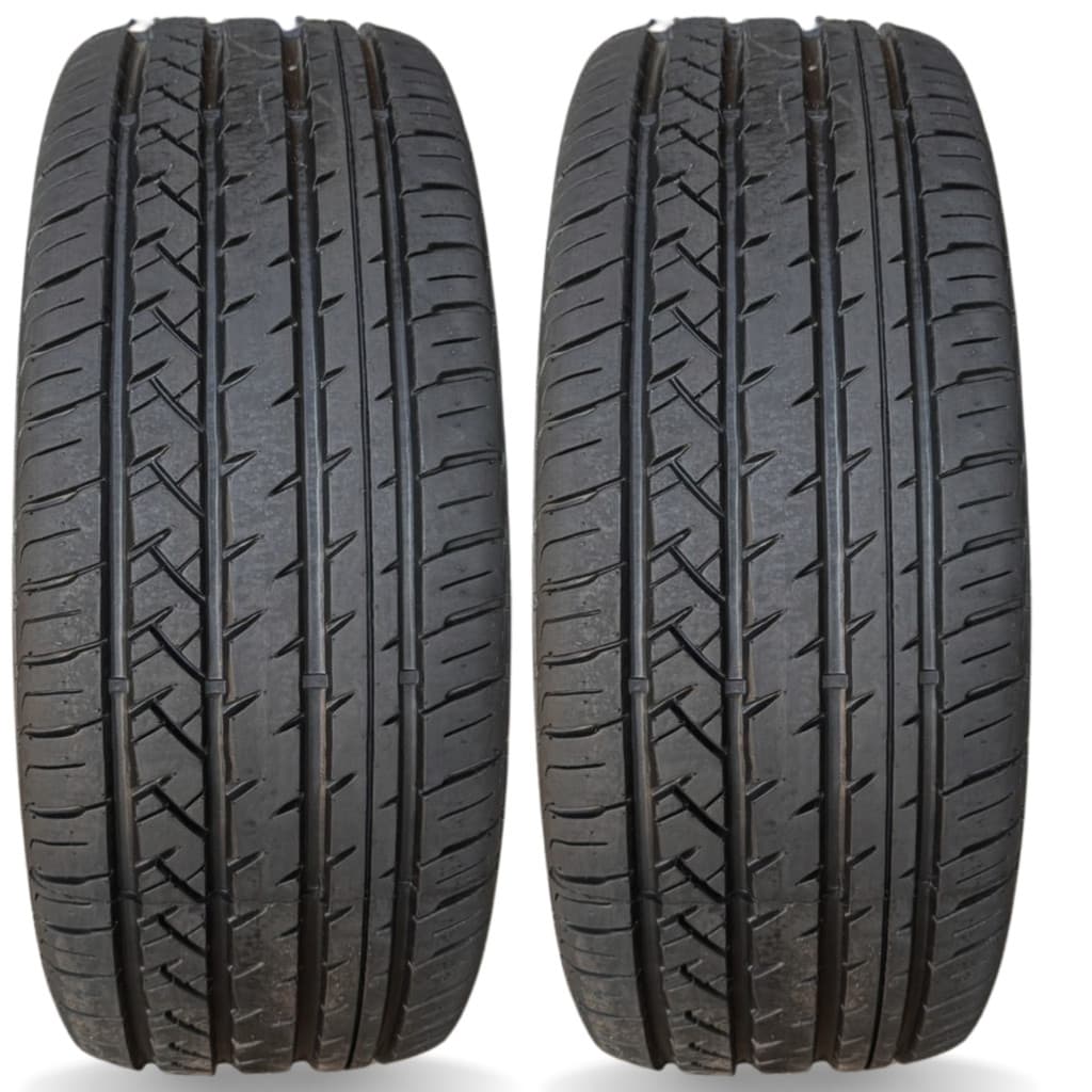 Pneus Medida Completa 225/50 R17 Pioneiro para Fusion e i30, padrão cruzado simétrico, pretos, em ângulo frontal
