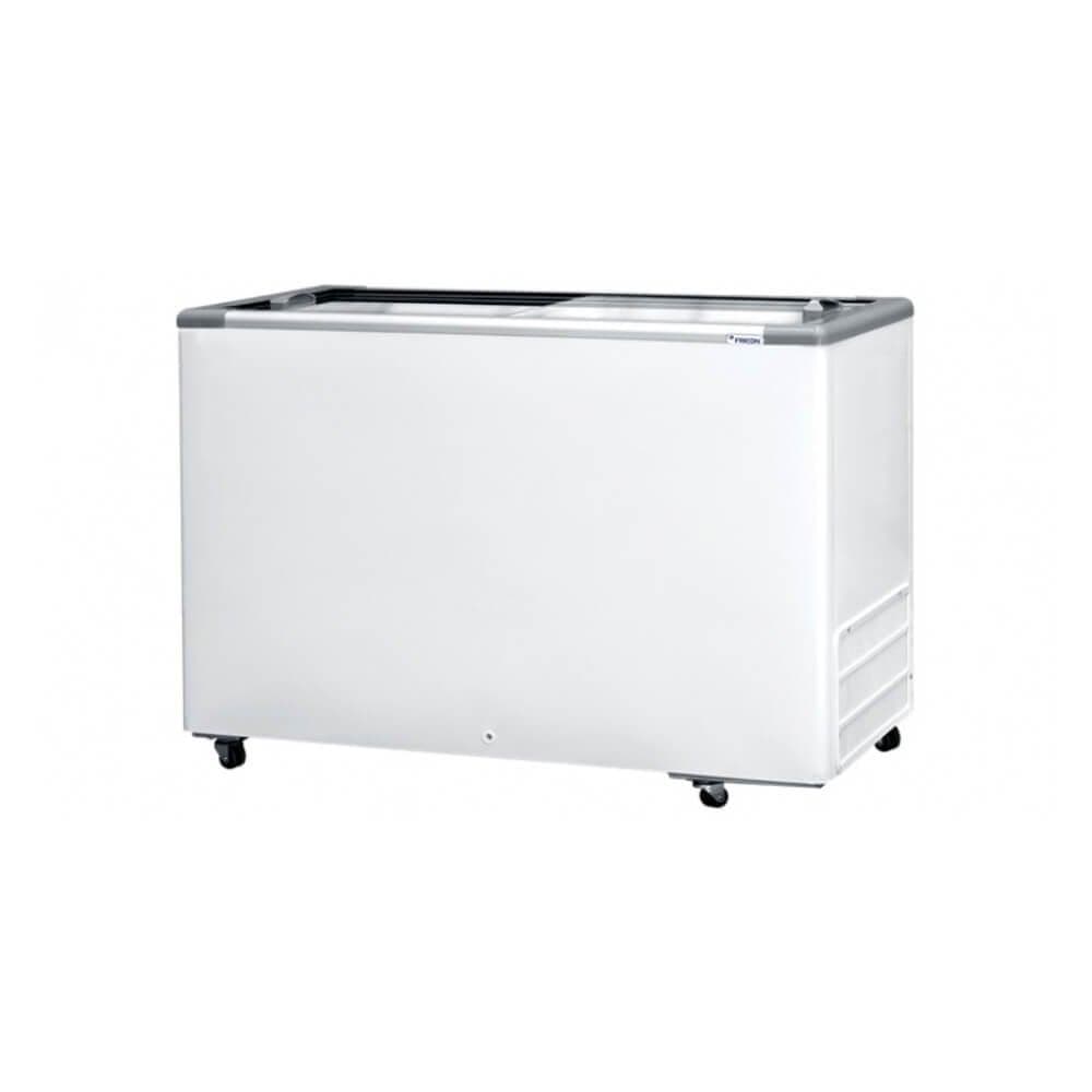 Freezer Horizontal Fricon 411 Litros HCEB411 - 220V branco em pé contra fundo branco