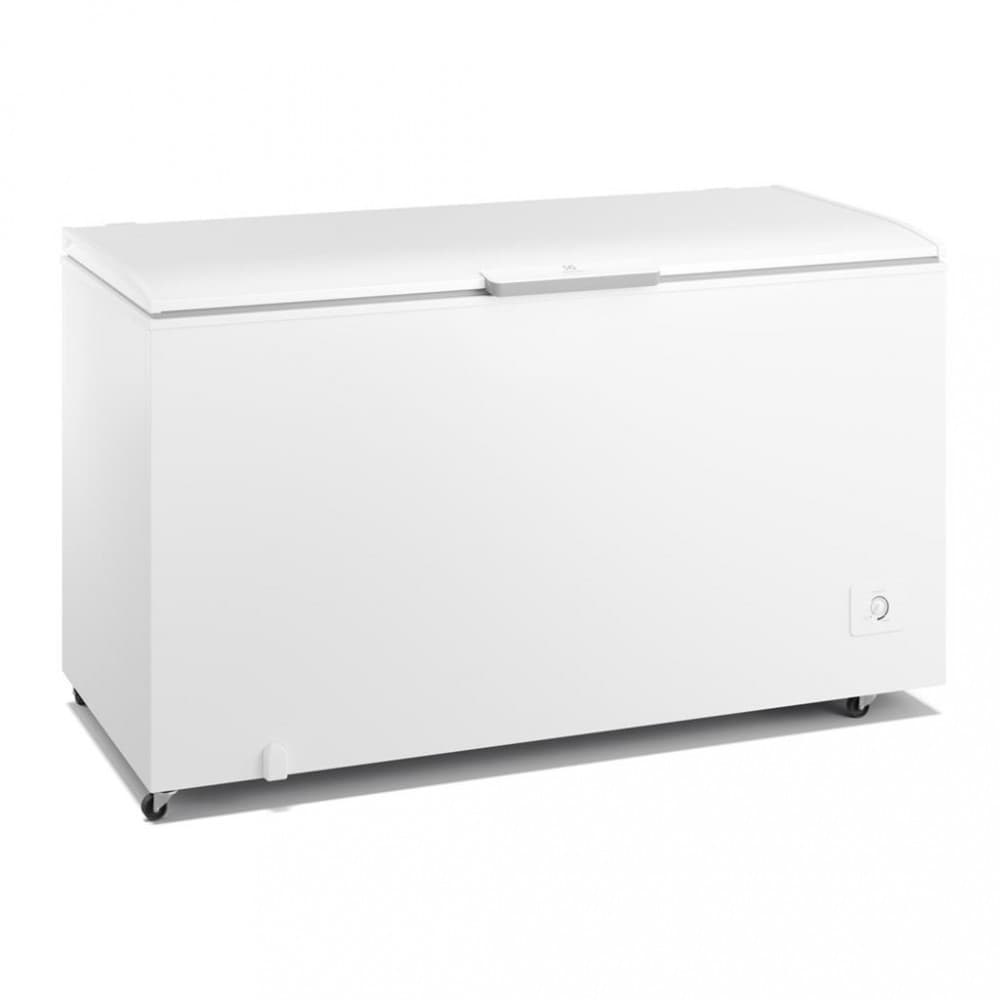 Freezer horizontal Electrolux HI550 513L branco, com porta, alça metálica e botão de liga/desliga na parte inferior direita.