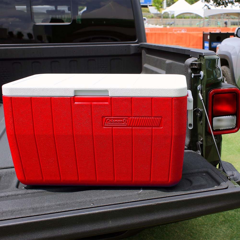 Caixa Térmica 45,4L Adventure Vermelha Coleman