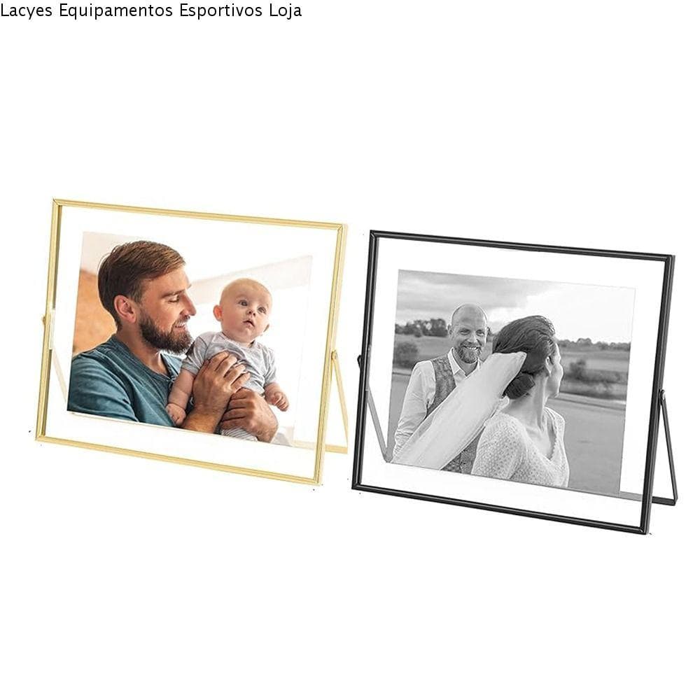 Duas molduras decorativas de mesa LACYES estilo minimalista, uma dourada e outra preta, com fotos colorida e em preto e branco, respectivamente, sobre fundo branco.