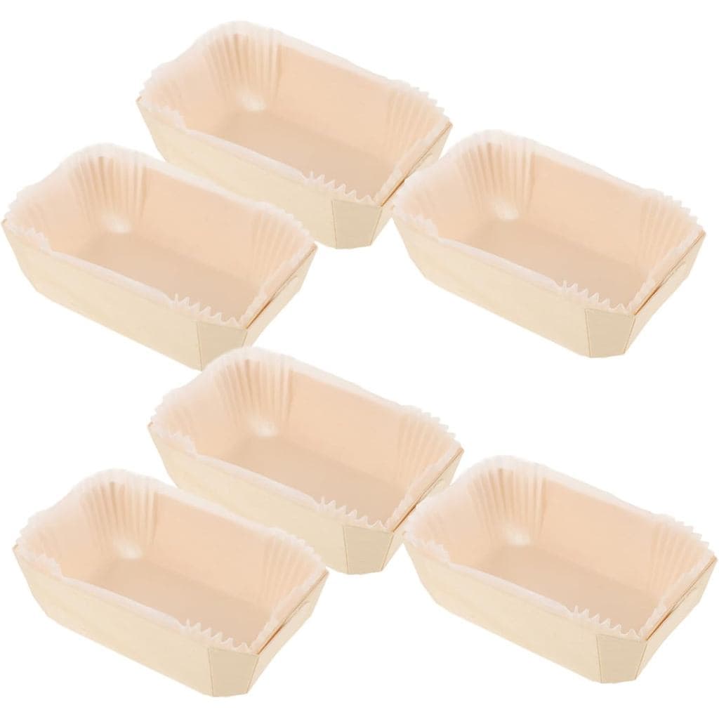 Formas de papel resistente ao forno, seis unidades, cor bege, fundo branco