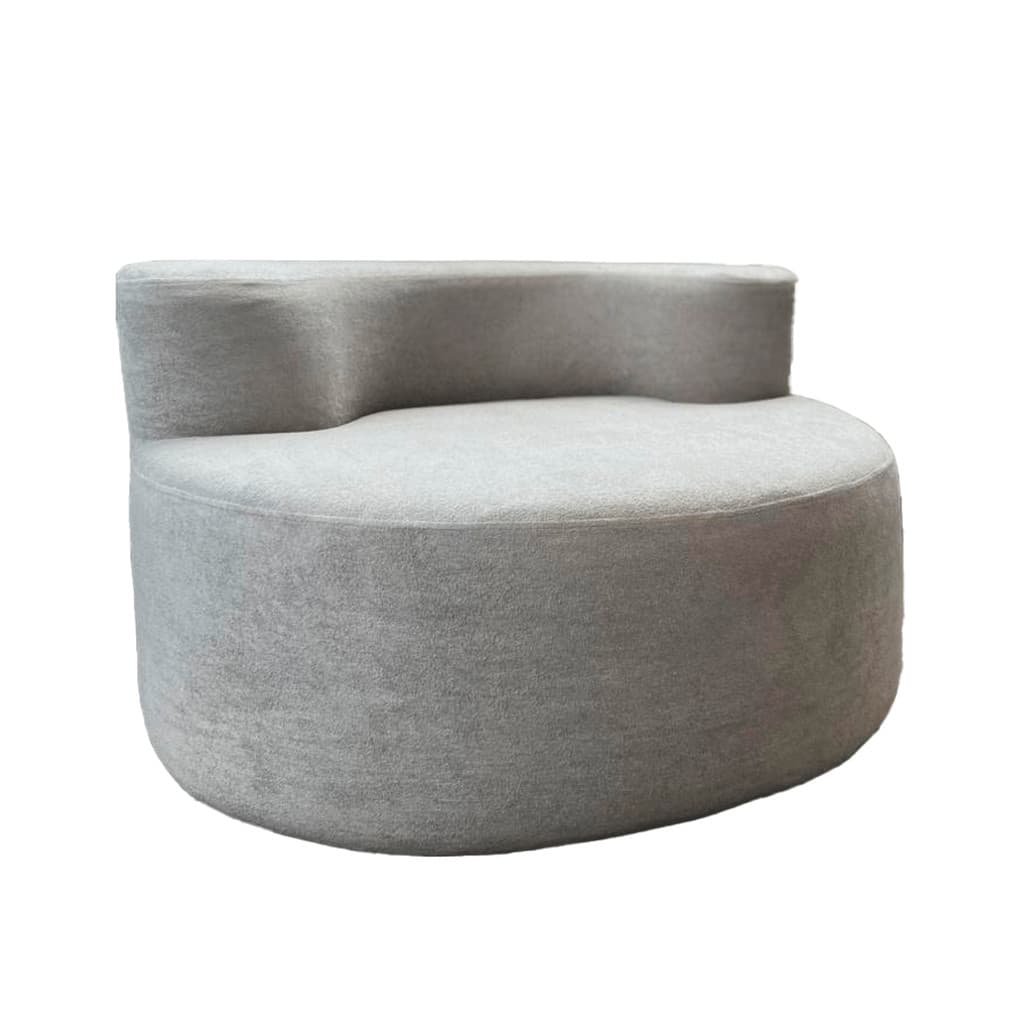 Poltrona de canto cinza Boucle, confortável e ergonômica, ideal para decoração moderna.