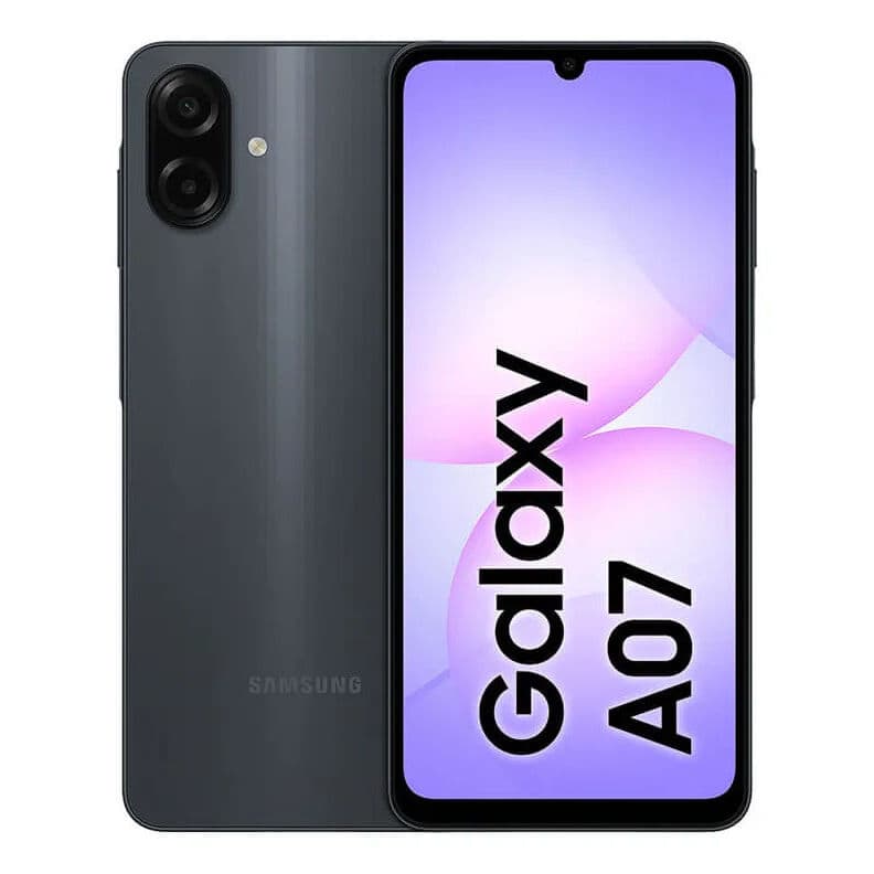 Celular Samsung Galaxy A07 preto com câmera quádrupla e tela com texto